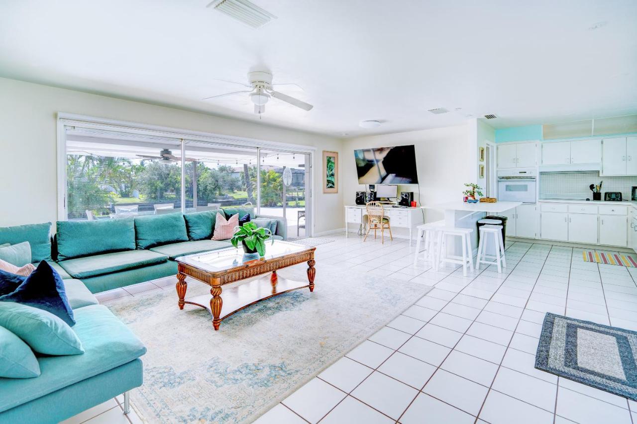 Cozy 60'S Home, City & Canal Located Cape Coral Eksteriør bilde