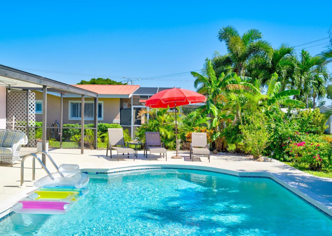 Cozy 60'S Home, City & Canal Located Cape Coral Eksteriør bilde