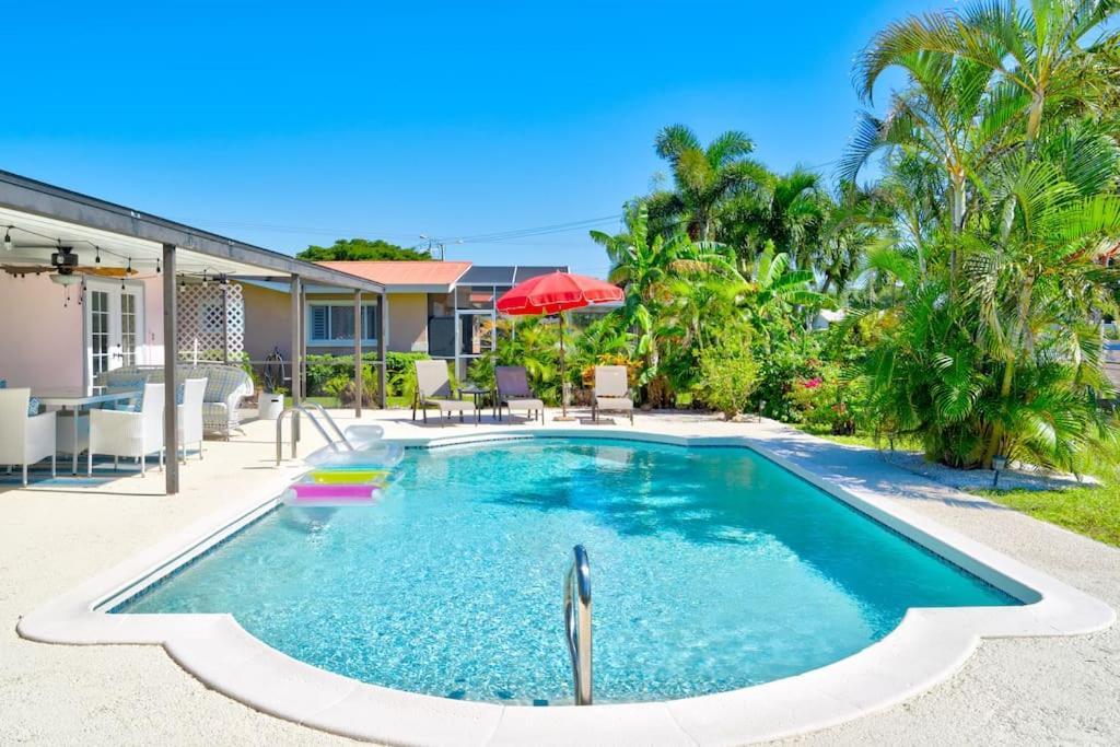 Cozy 60'S Home, City & Canal Located Cape Coral Eksteriør bilde